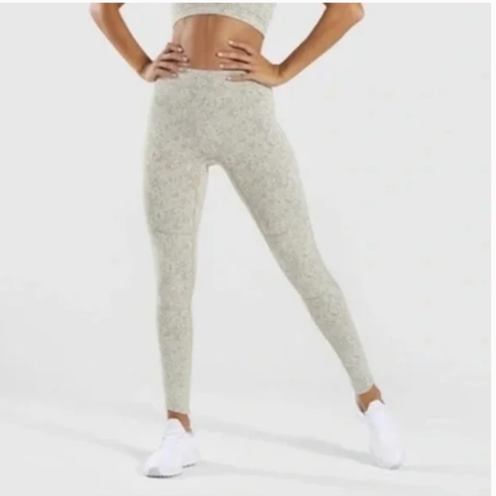 GYMSHARK Fleur Textured Leggings Washed Khaki Marl Size XS